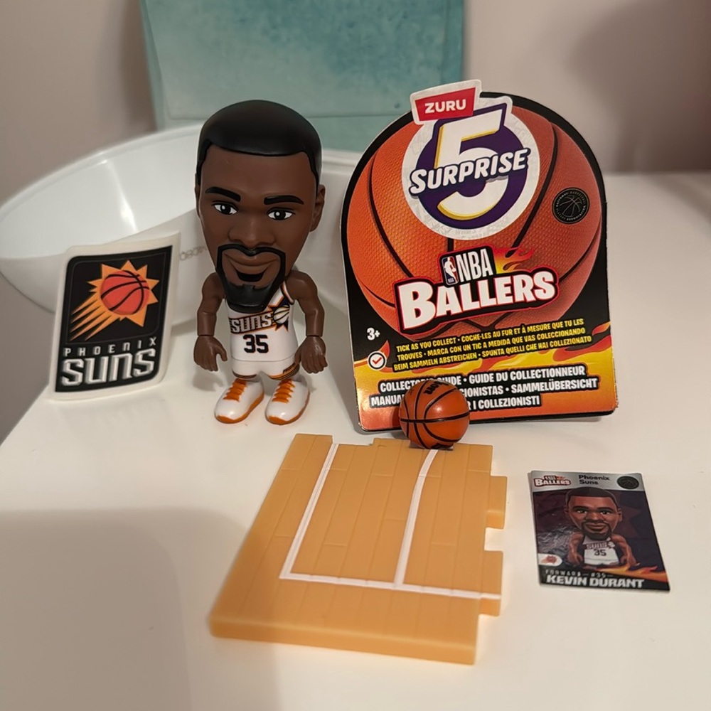NBA Ballers Kevin Durant Phoenix Suns Basketball Figurine Bundle